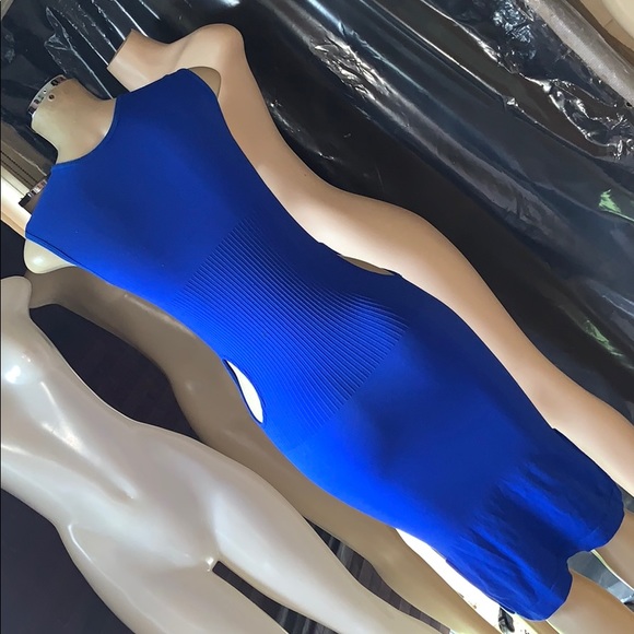 Pretty Shopper Cutout Bodycon|BLUE - Picture 4 of 5